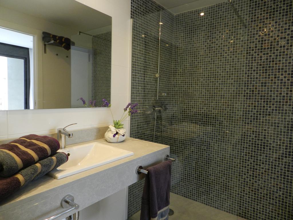 Apartaments El Cine Roses Luaran gambar