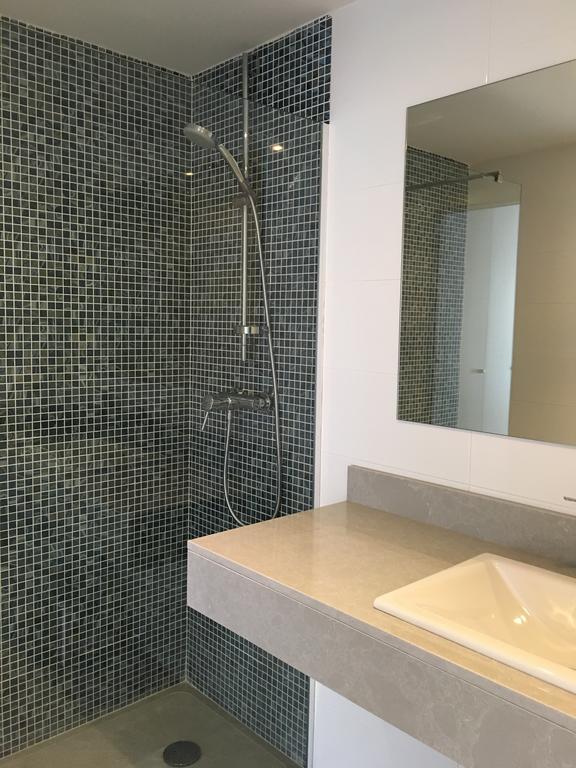 Apartaments El Cine Roses Luaran gambar